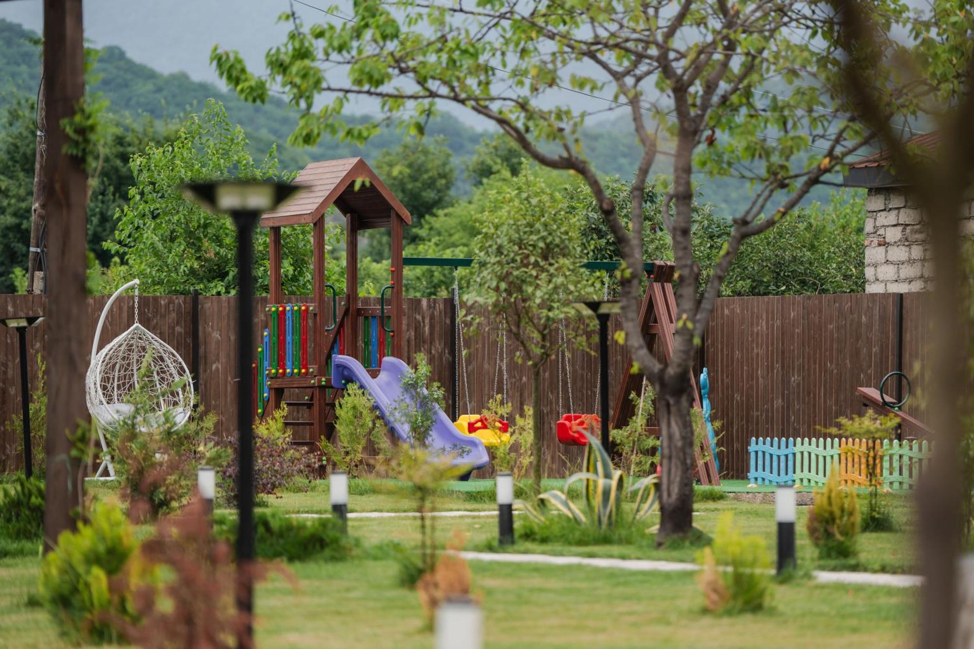 Napareuli Vineyard Hotel & Winery מראה חיצוני תמונה